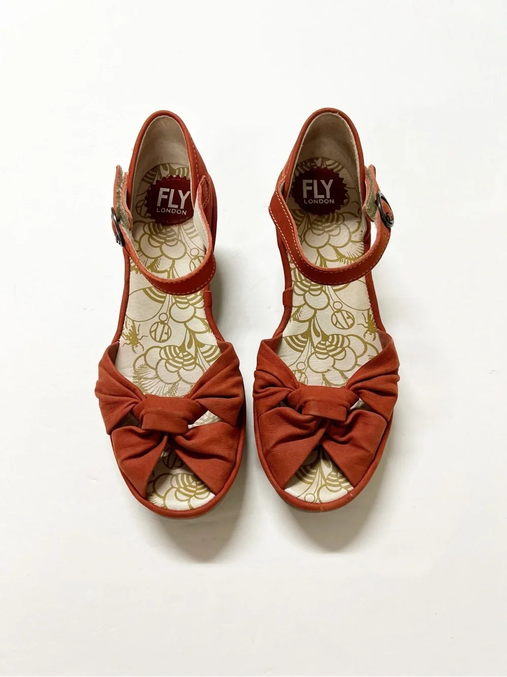 FLY London Womens Red Bow Toe Ankle Strap Leather Wedge Yoel Sandals Size 38
